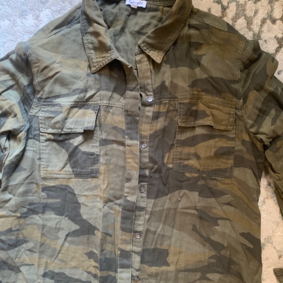 Splendid - army camouflage pattern button down shirt - Picture 3 of 4